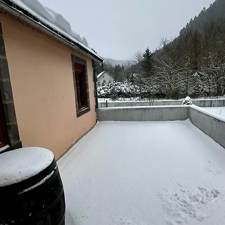 L'ecole Du Hameau 9pers Dore Casa de Férias