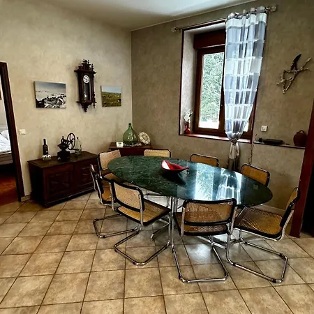 Casa de Férias L'ecole Du Hameau 9pers Dore *